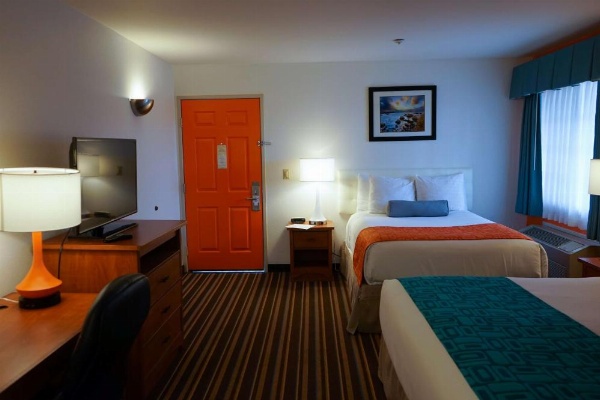 Howard Johnson by Wyndham Salinas image 10